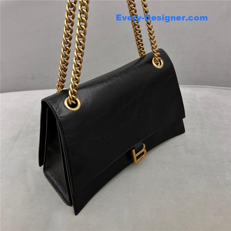 Ba1en*iaga crush bag medium