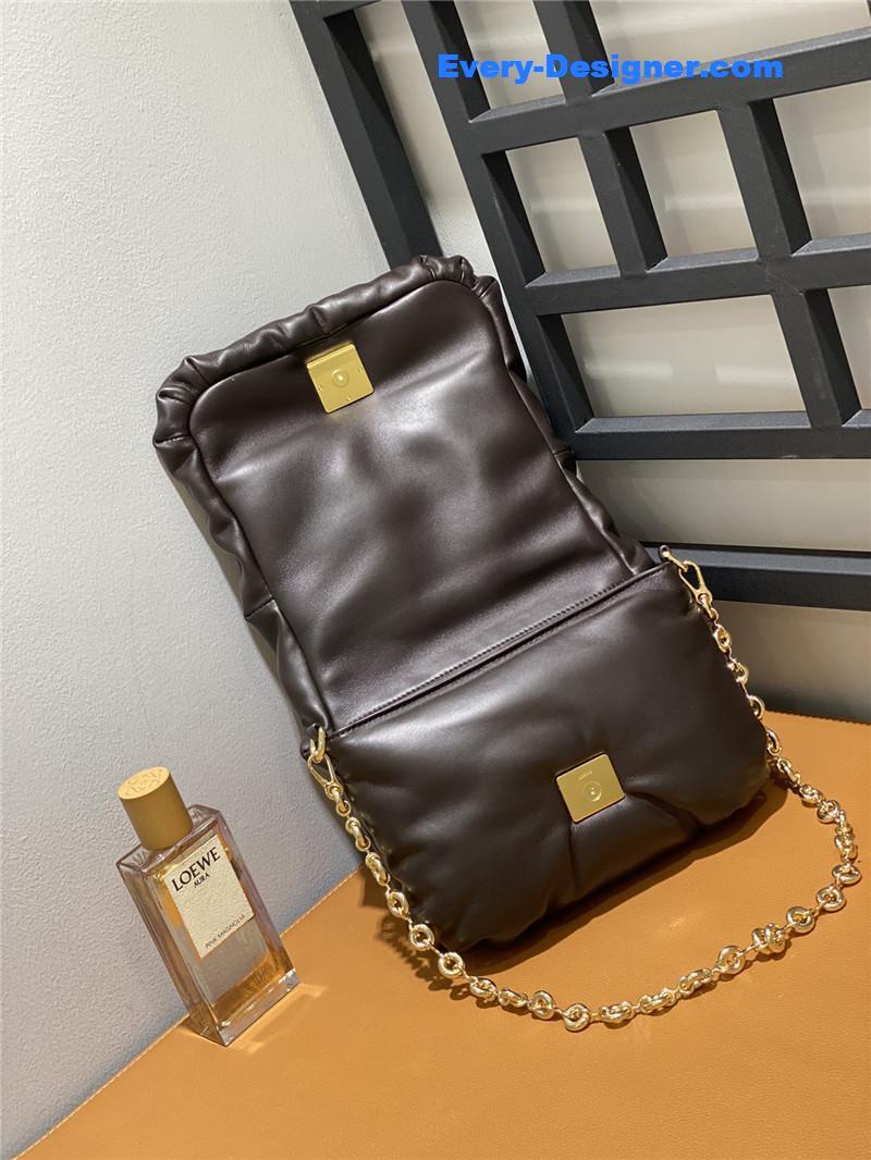 L0ew* goya sheepskin bag