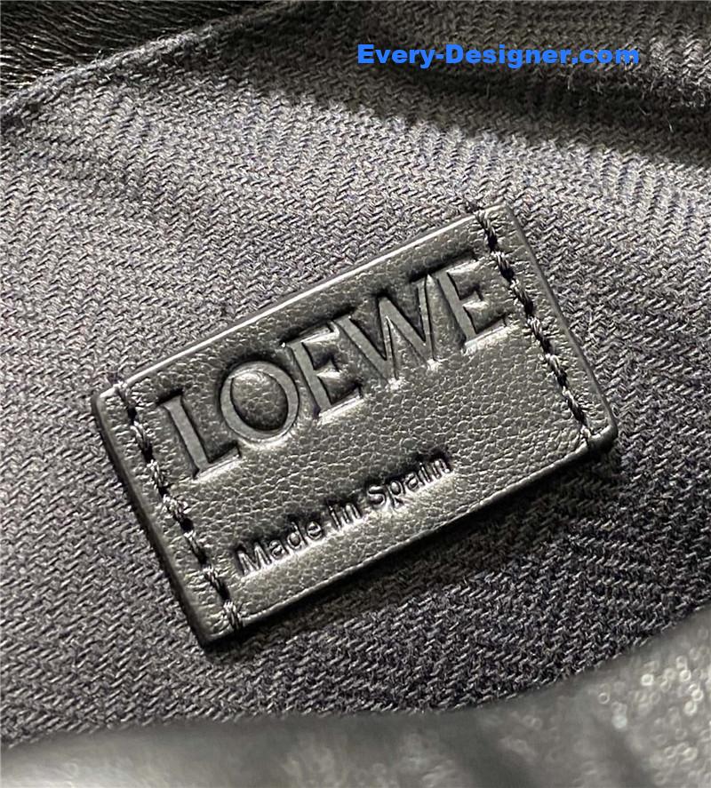 L0ew* hobo bag