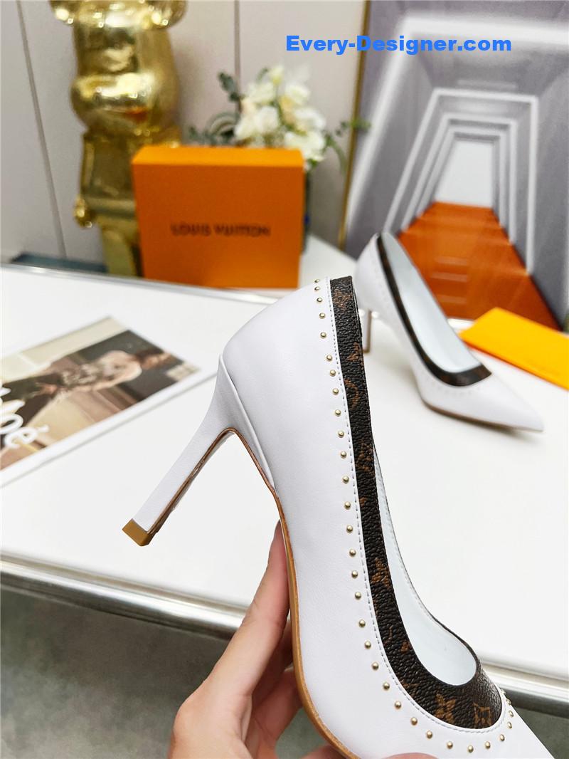 l0vis Vvtt0n lv logo leather shoes
