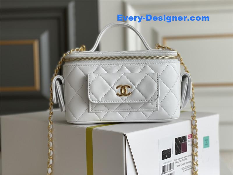 Ch**el cosmetic bag
