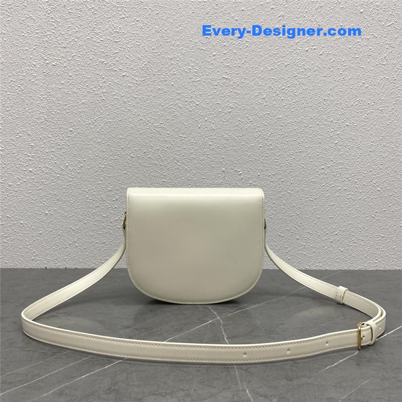 Ce1i*e saddle bag