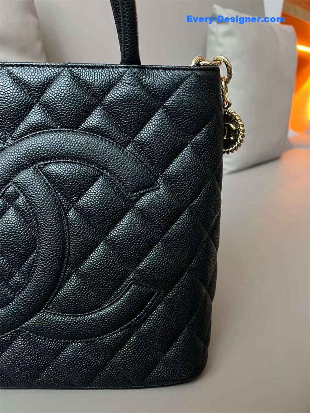 Ch**el classic handbag
