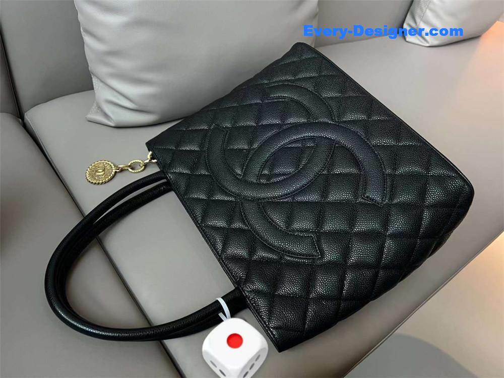 Ch**el classic handbag