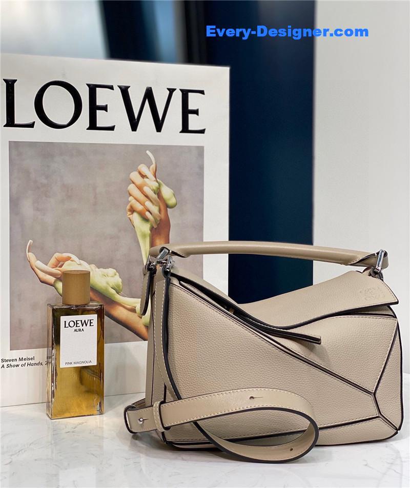 L0ew* simple atmosphere handbag