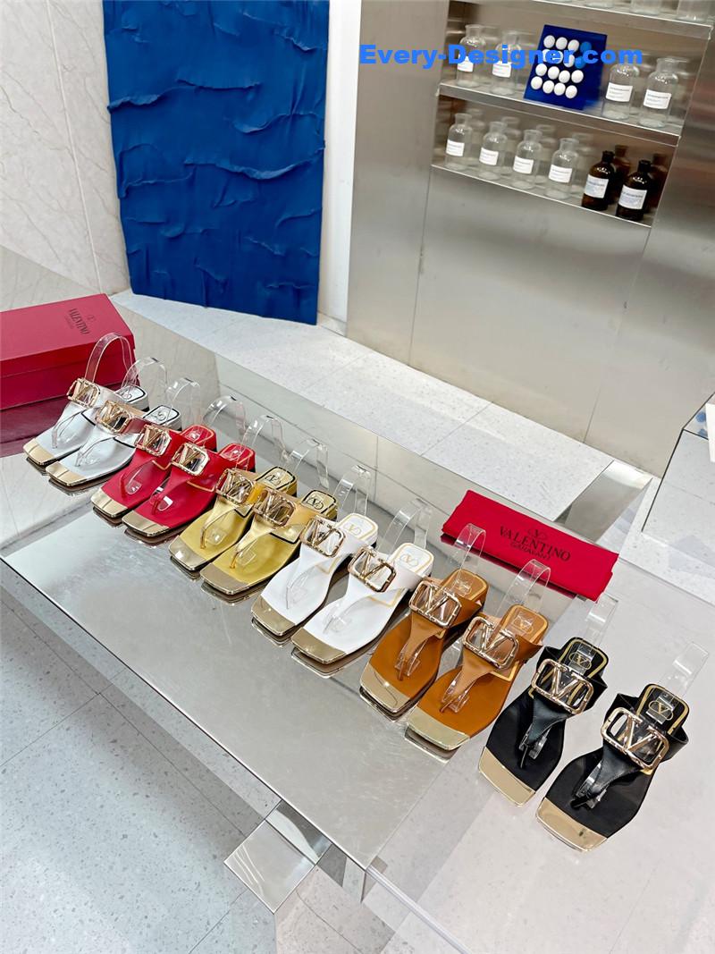 Va1e*ntin0 early spring new leather fabric slippers