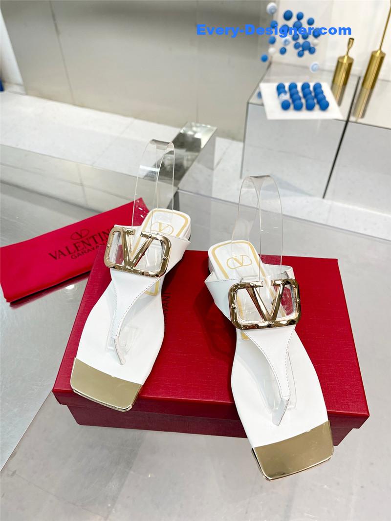 Va1e*ntin0 early spring new leather fabric slippers