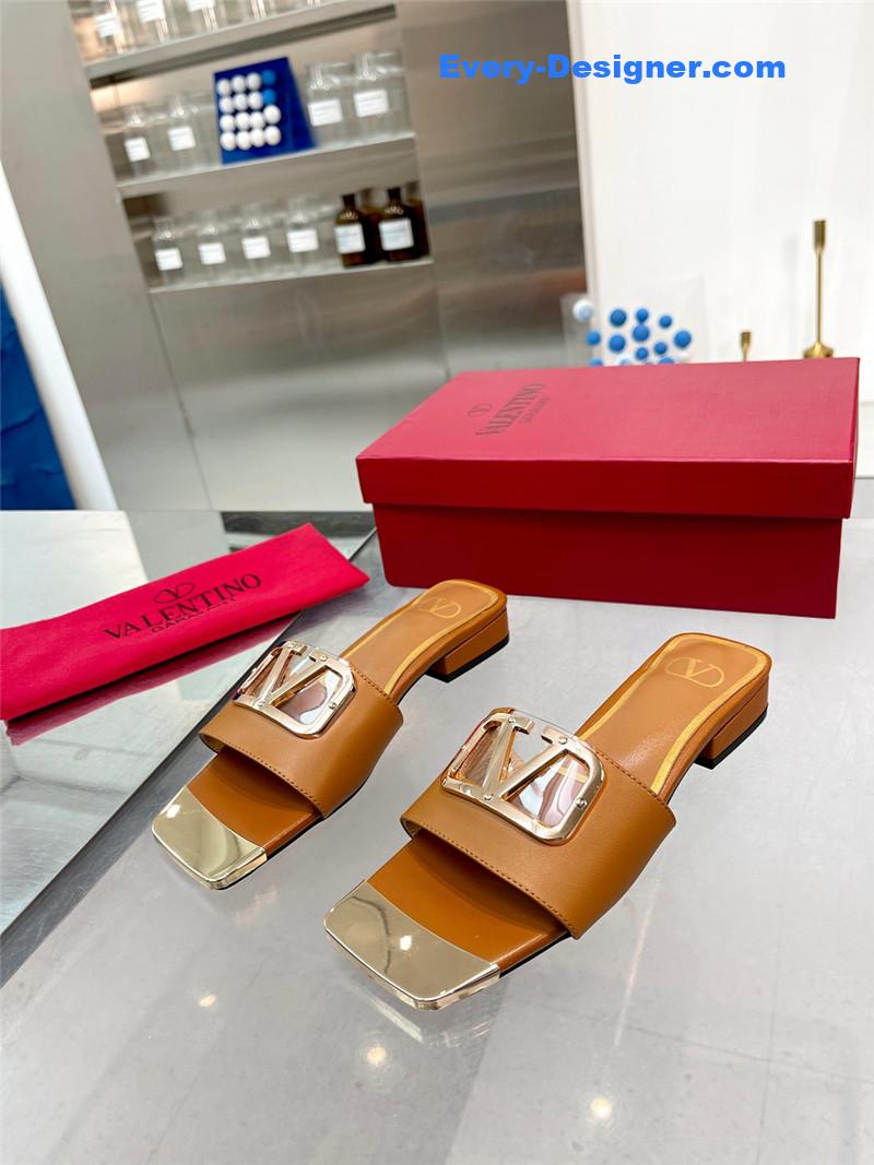 Va1e*ntin0 early spring new leather fabric slippers