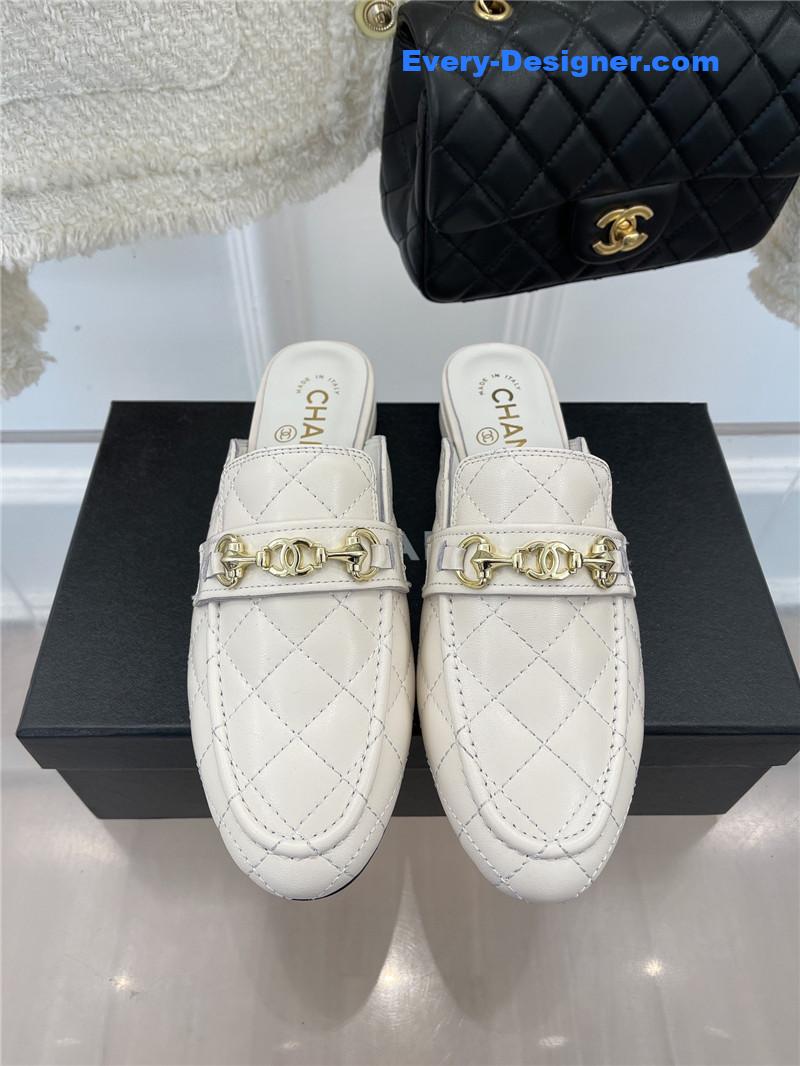 CC rhombic horsebit loafer slippers