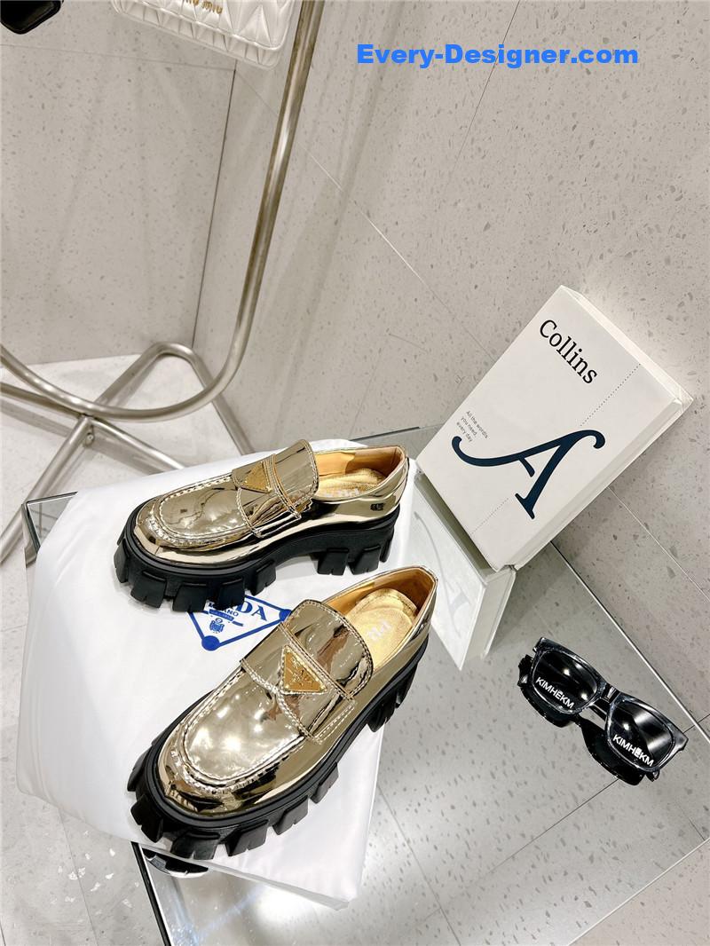 Pra*a patent leather loafers