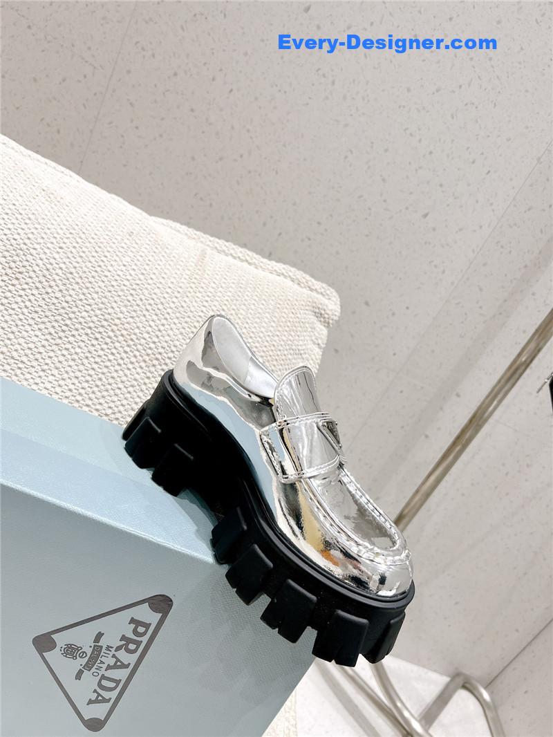 Pra*a patent leather loafers