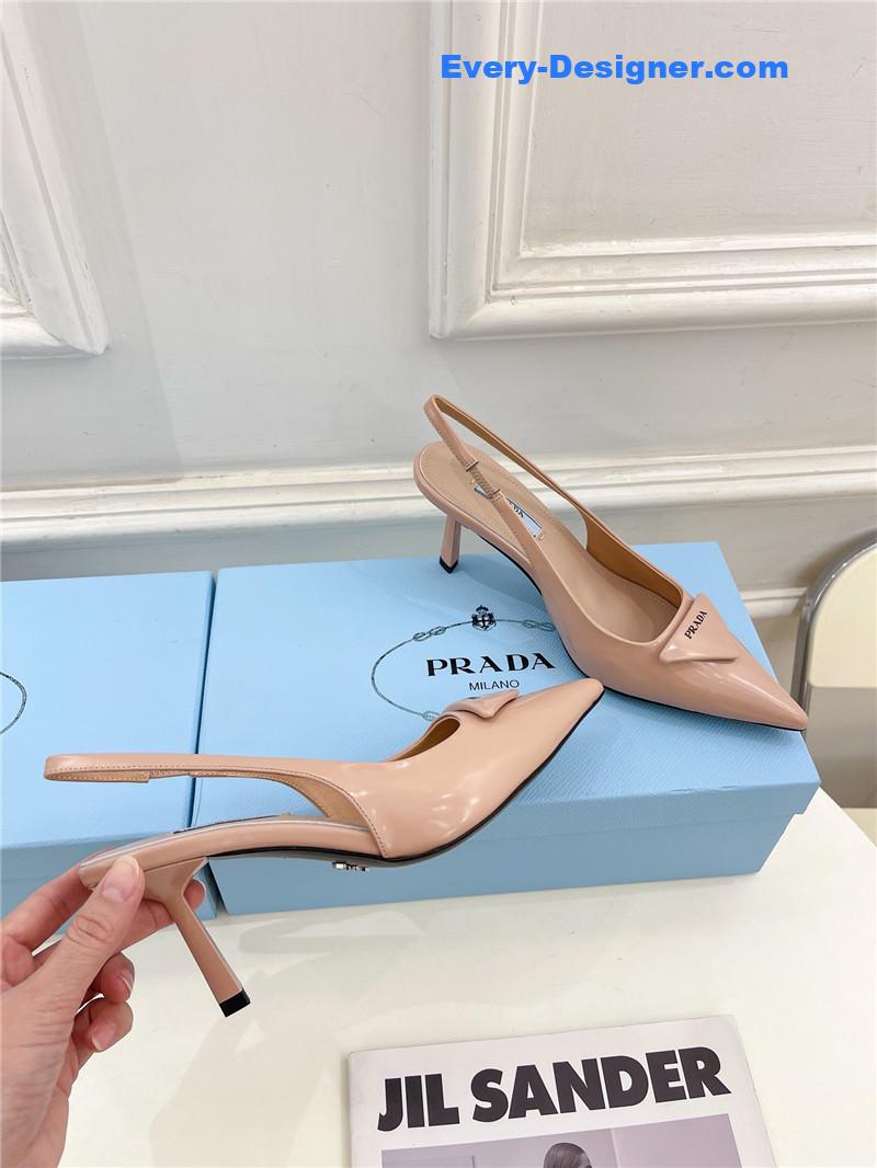 Pra*a counter catwalk pointy sandals