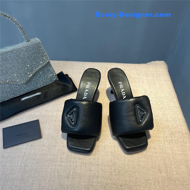 Pra*a latest hot style slippers