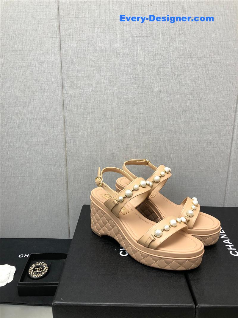 CC pearl series slippers
