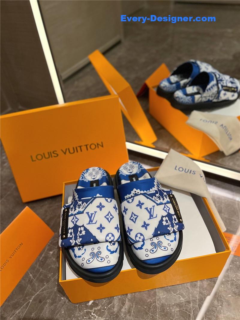 l0vis Vvtt0n lv spring new presbyopic sandals and slippers