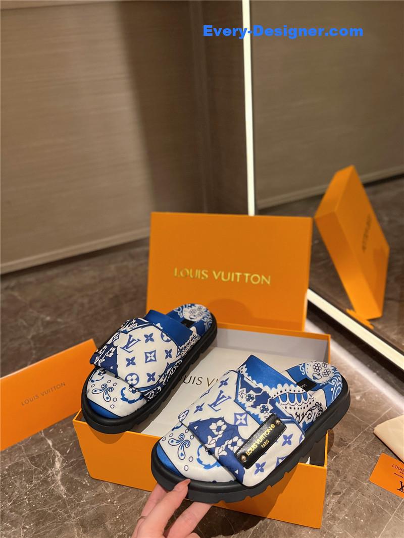 l0vis Vvtt0n lv spring new presbyopic sandals and slippers