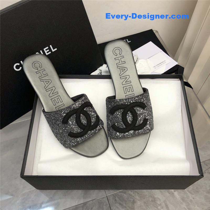 CC classic holiday style slippers