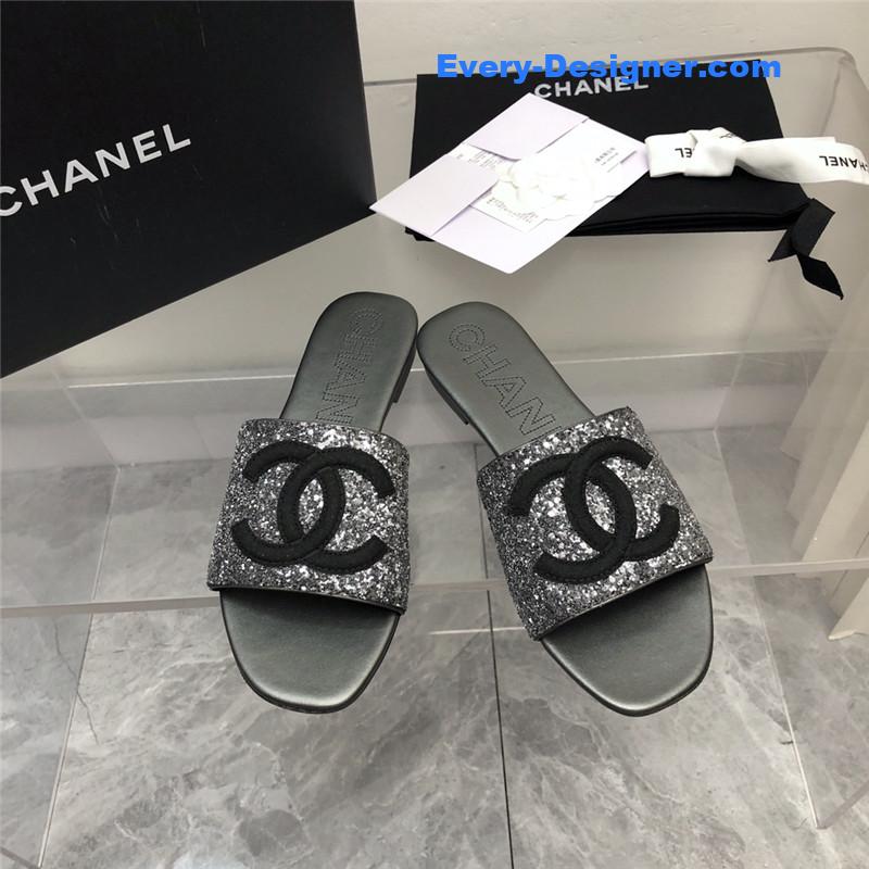 CC classic holiday style slippers