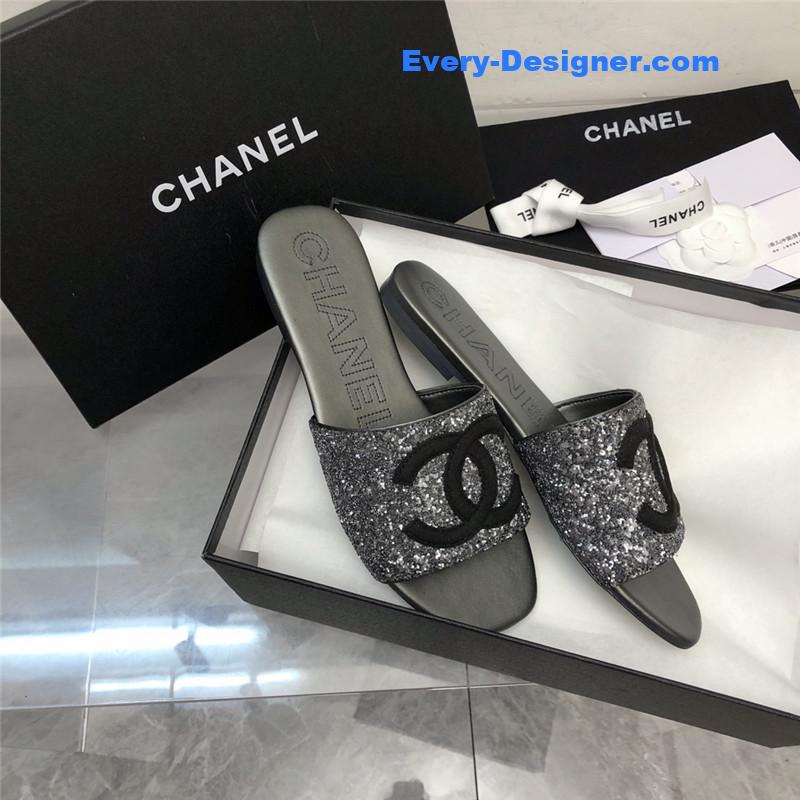 CC classic holiday style slippers