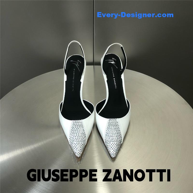Giuseppe Zanottiaa Henriette Strass pumps