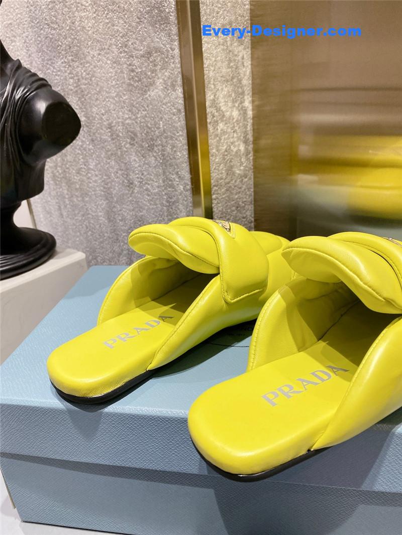 Pra*a foam sole mules