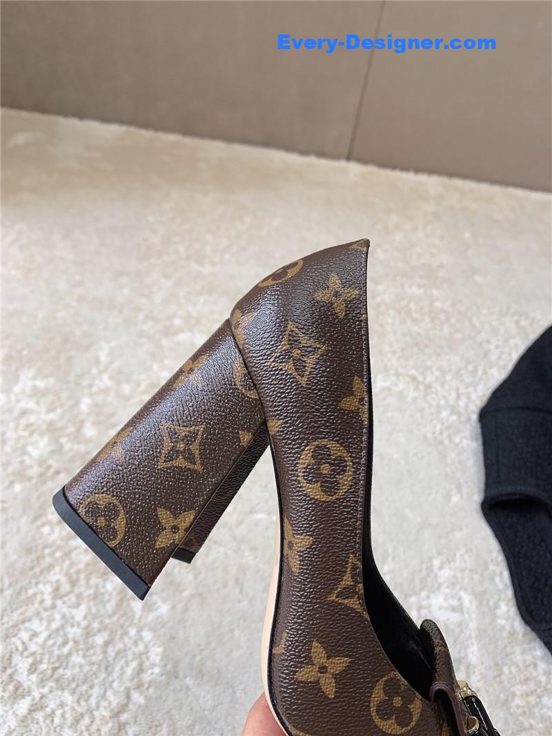 l0vis Vvtt0n lv shake high heels