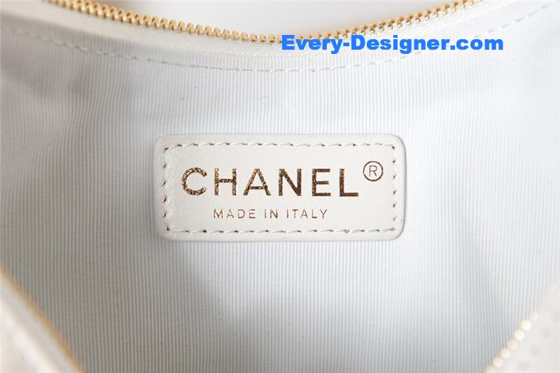 Ch**el small hobo bag white