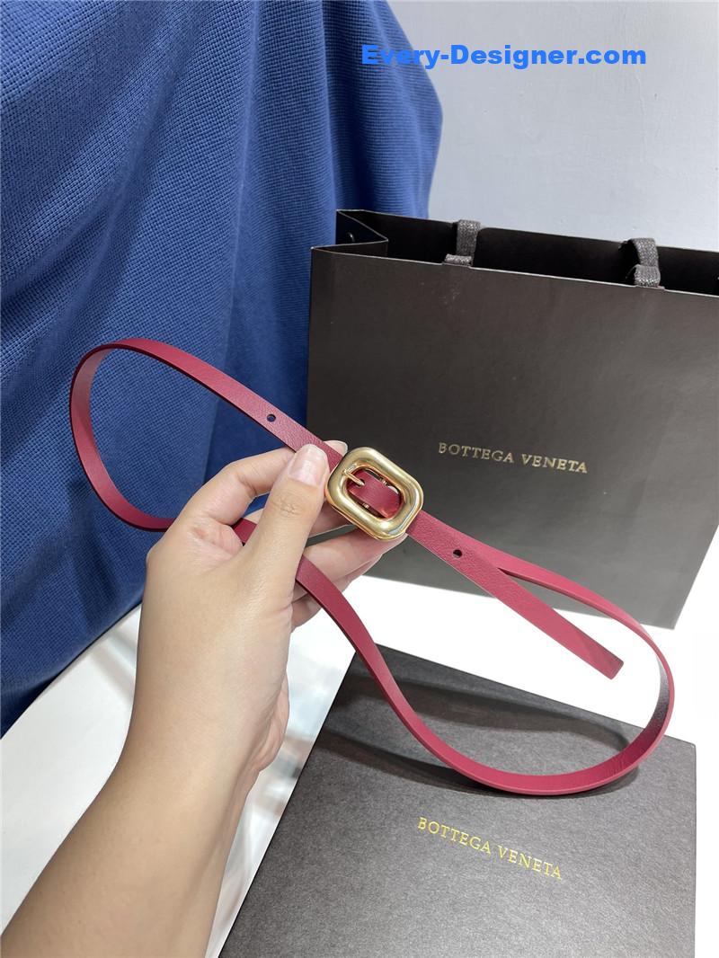 b0tt*ga Ven*ta chain link leather belt