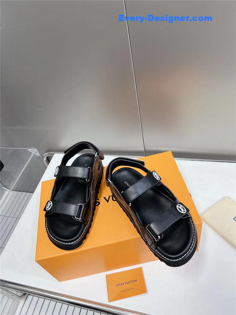 l0vis Vvtt0n lv spring summer beach sandals
