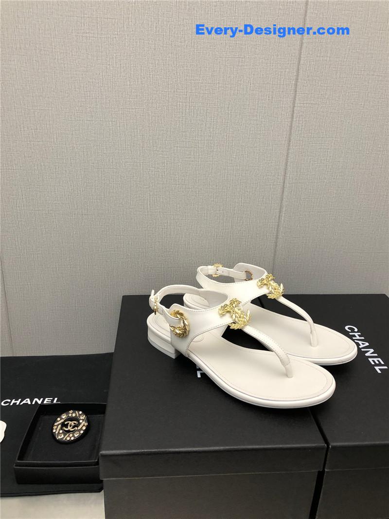 CC new C buckle sandals