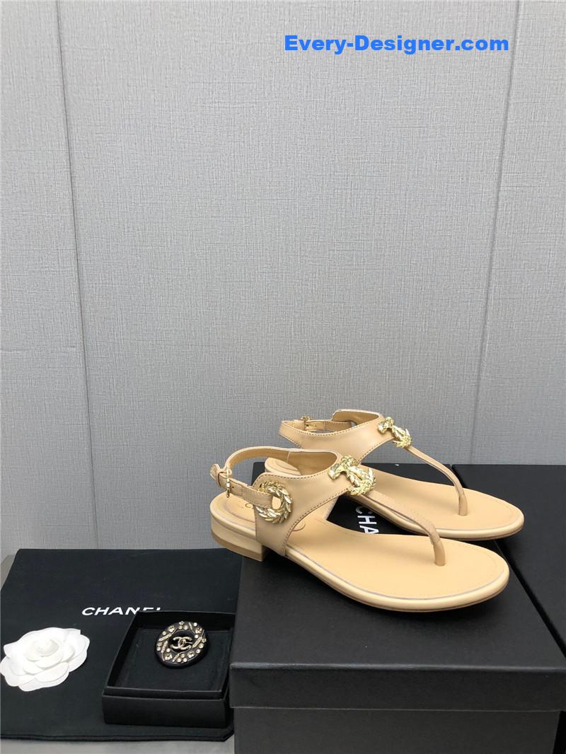 CC new C buckle sandals