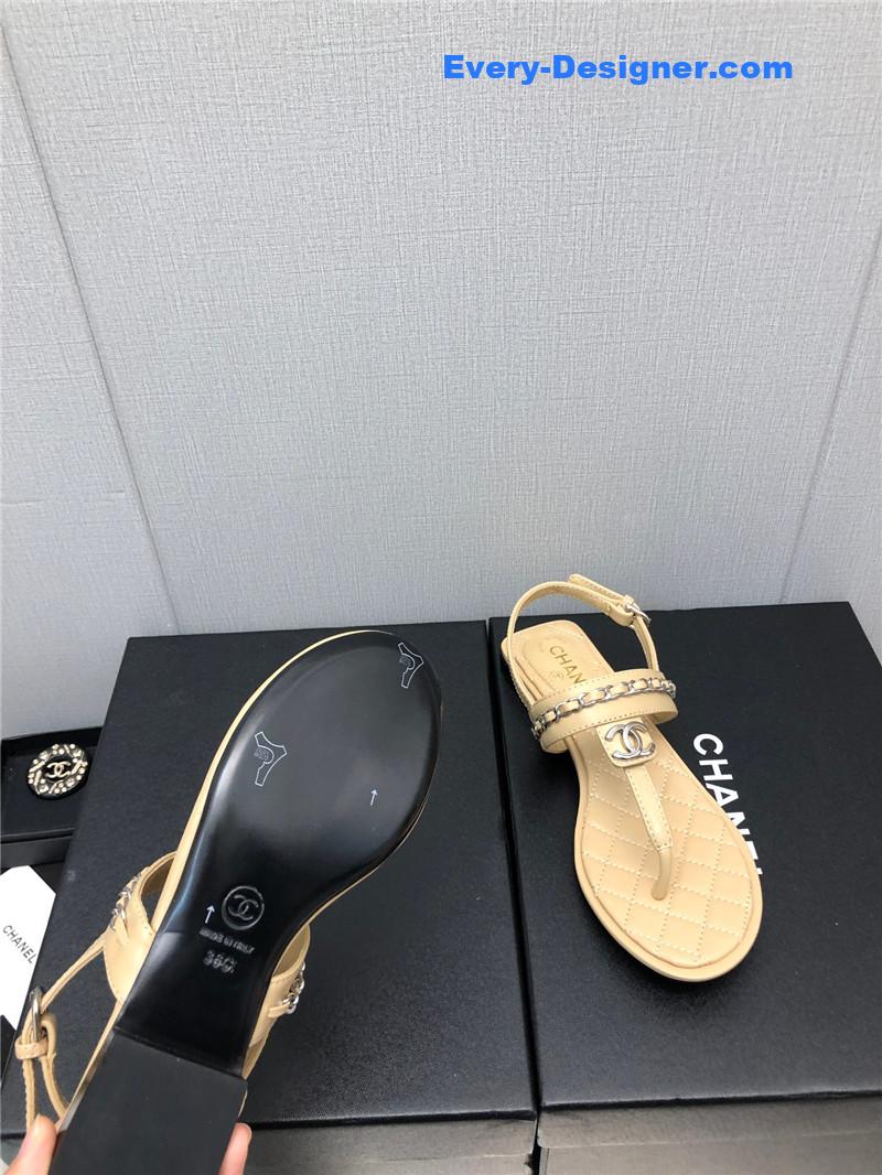 CC new C buckle chain sandals