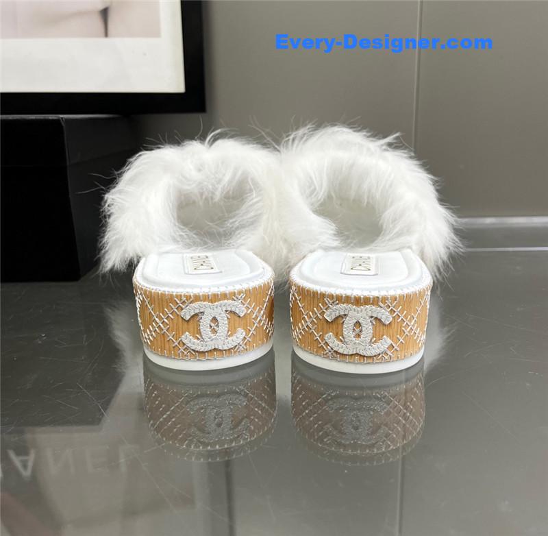 CC new wool slippers
