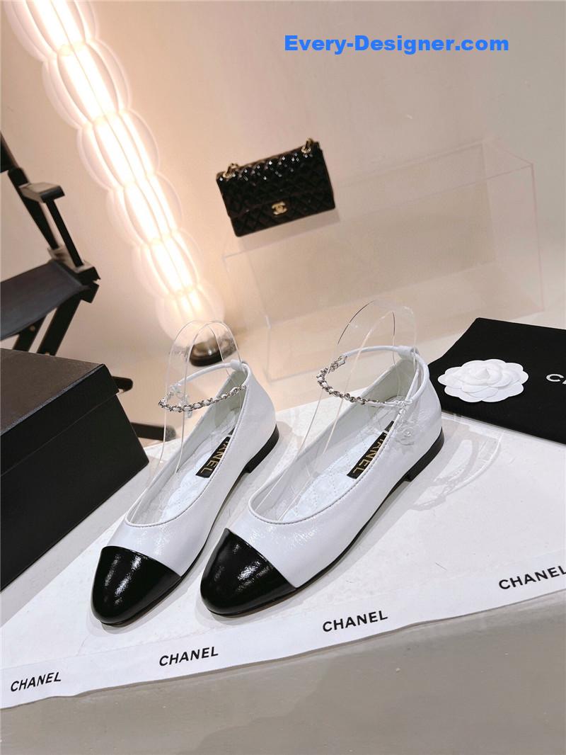 CC 23C pearl Mary Jane shoes
