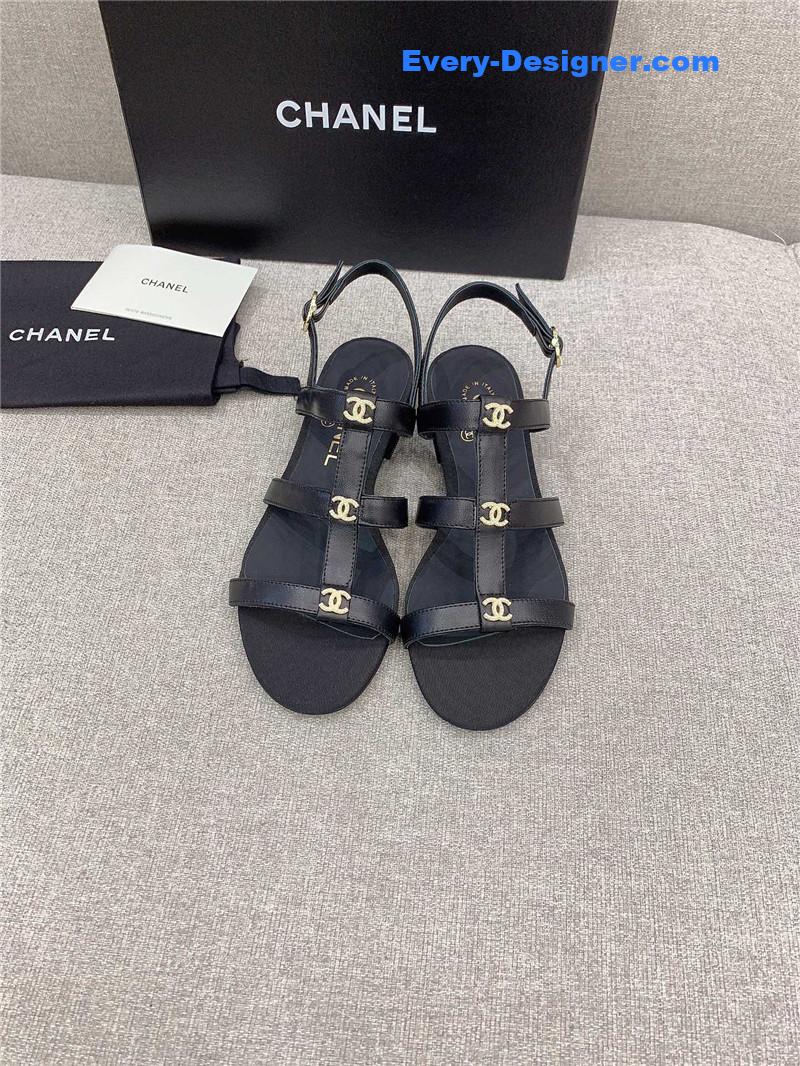 CC new flat sandals