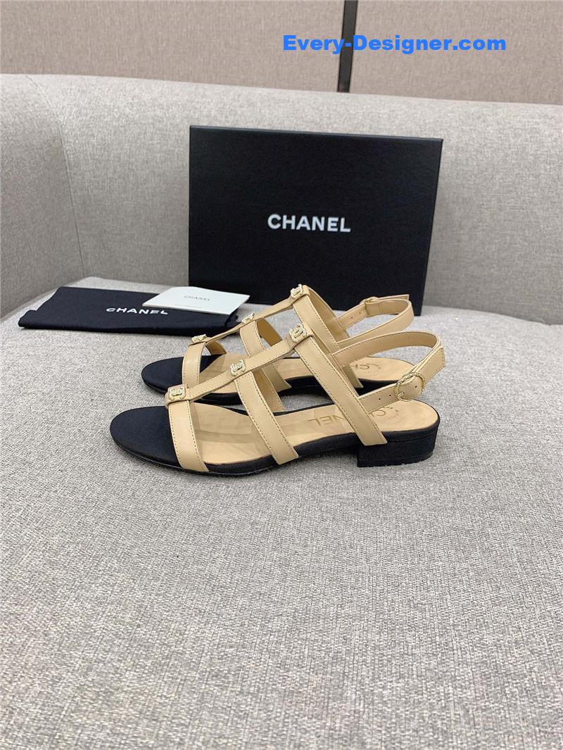CC new flat sandals