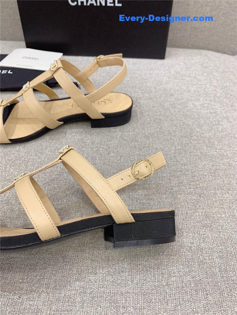 CC new flat sandals