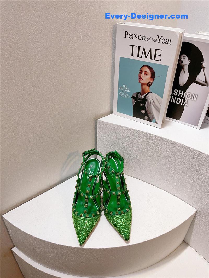 Va1e*ntin0 spring summer versatile sandals