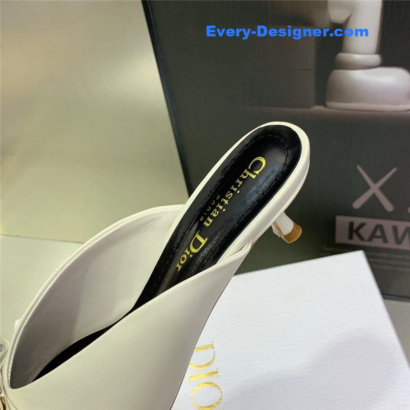 D10r spring and summer new jelly-colored pointed mules