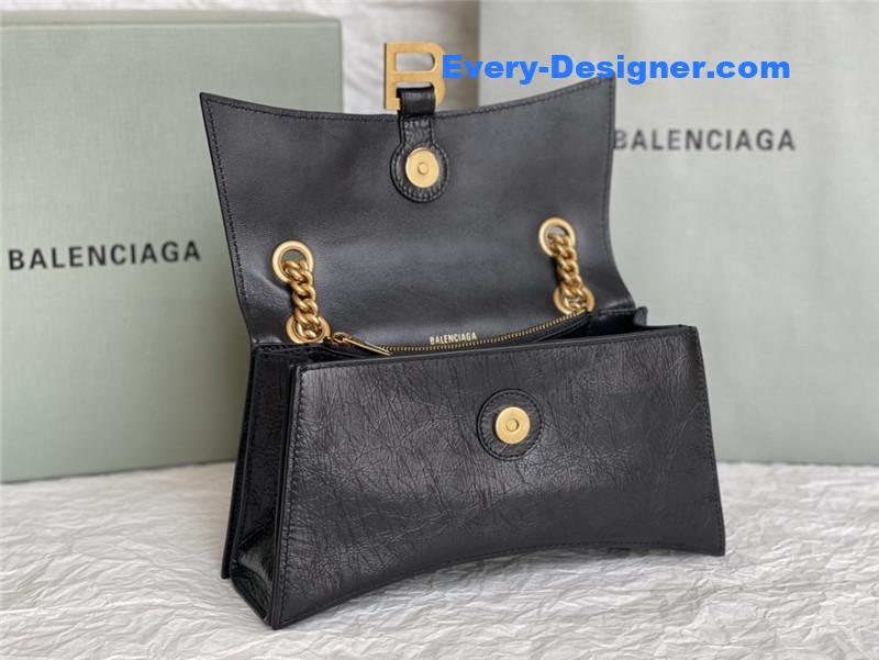 Ba1en*iaga crush small chain bag