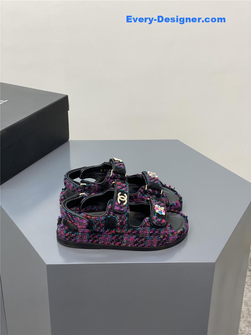 CC classic pearl buckle Velcro sandals