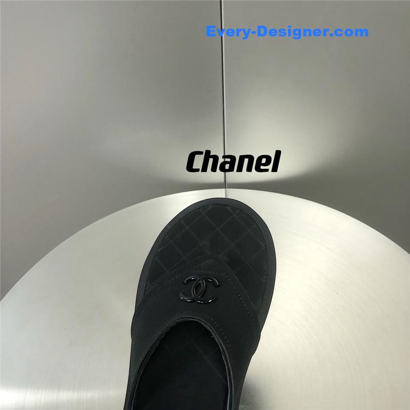 CC flip flops