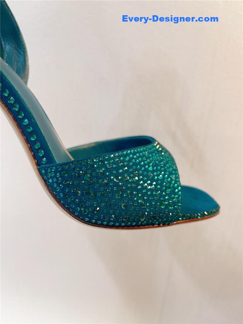 Va1e*ntin0 spring summer versatile sandals