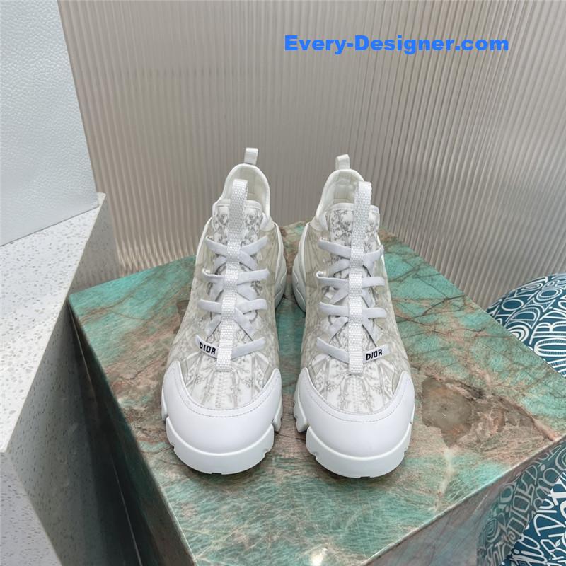 D10r old shoes