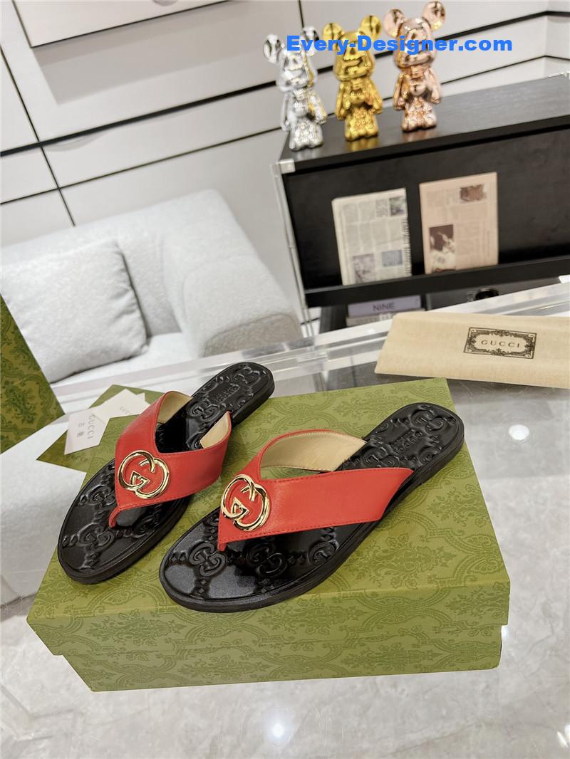 Gvc*1 interlocking double g flip flops