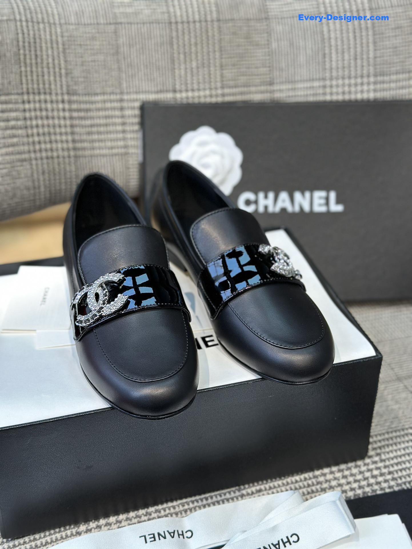 CC spring and summer crystal double c loafers