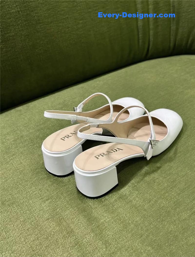 Pra*a delicate triangle logo sneakers