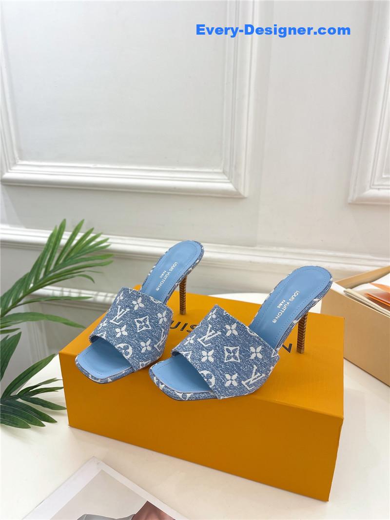 l0vis Vvtt0n lv latest slippers