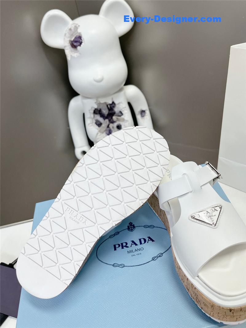 Pra*a zigzag roman braid platform rubber sandals