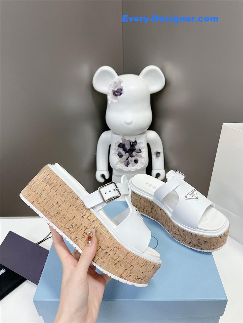 Pra*a zigzag roman braid platform rubber sandals